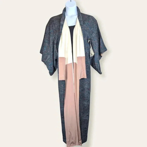 Vintage Silk Blue Floral Kimono - Picture 6 of 10